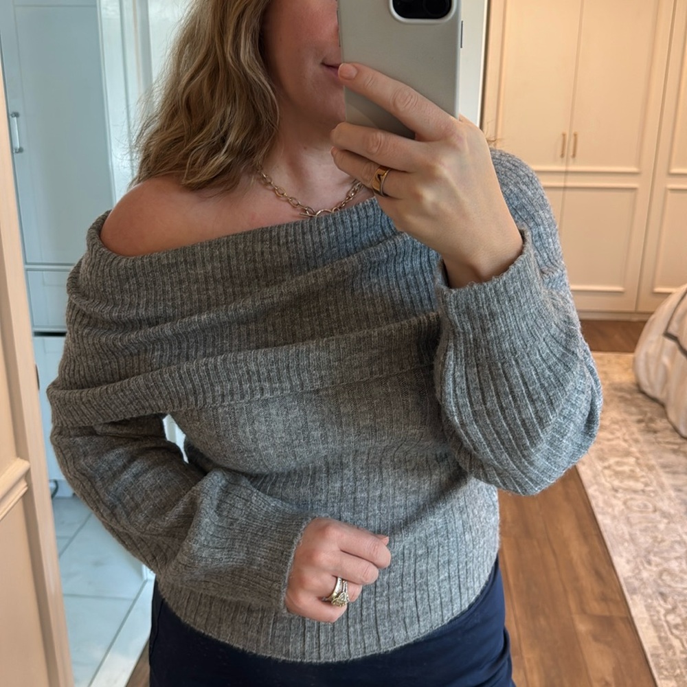 Loft Off the Shoulder Sweater Size Large